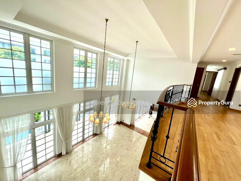Good Class Bungalow for Rent in the Holland/Belmont vicinity