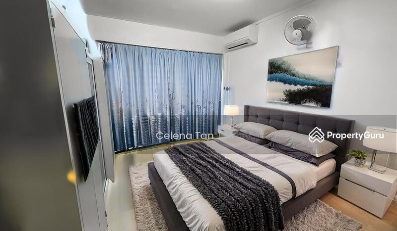 Master Bdrm Living -AI Staging
