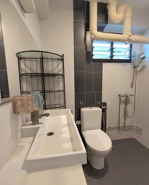 For Sale - 695 Jurong West Central 1