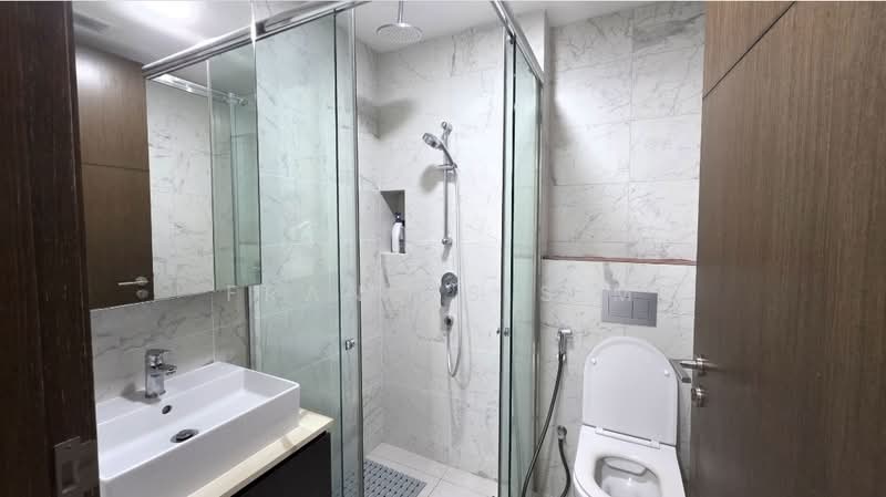77 @ East Coast, 77 Upper East Coast Road, 2 Bedrooms, 635 sqft, Condominium For Sale, by Francis Sim, 60127893 - Bathroom - PropertyGuru.com.sg
