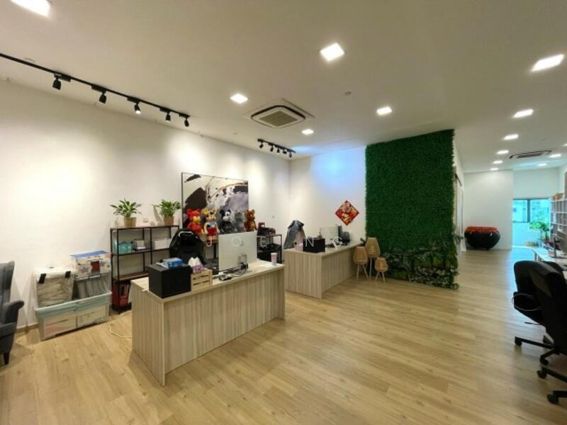 Woodlands 11, 11 Woodlands Close, 1,938 sqft, Light Industrial (B1) For Sale, by Joe Ng, 60127904 - CommercialGuru.com.sg