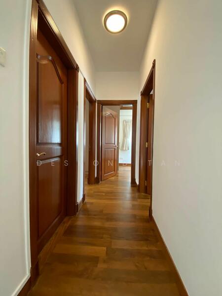 Novena mrt/ bukit timah, , 5 Bedrooms, 2,900 sqft, Bungalow House For Sale, by Desmond Tan, 60127974 - Hallway - PropertyGuru.com.sg