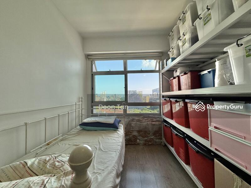 For Sale - 18C Holland Drive