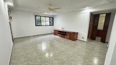 For Sale - 415 Ang Mo Kio Avenue 10