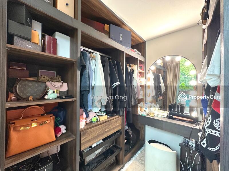 For Sale - Floraville