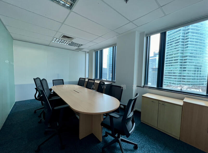RAFFLES PLACE | Well Maintained Fitted Office |, Raffles Place MRT, 2,347 sqft, Office For Rent, by Amy Aw 胡嘉薇, 60128137 - CommercialGuru.com.sg