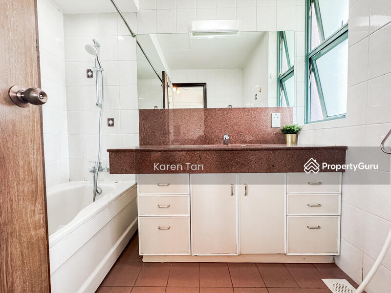 For Rent - Astor Green