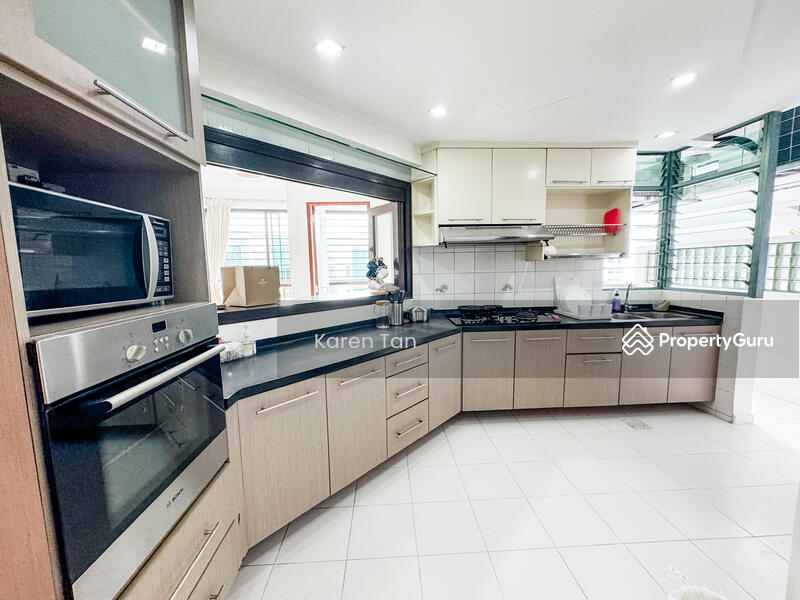 For Rent - Astor Green