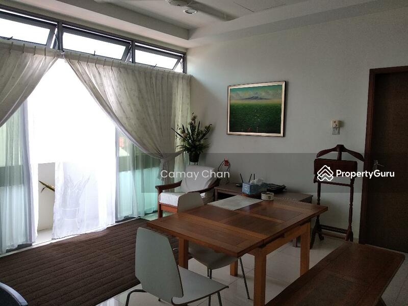 Open living, kitchen and dining area