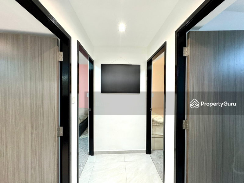 Rooms Walkway