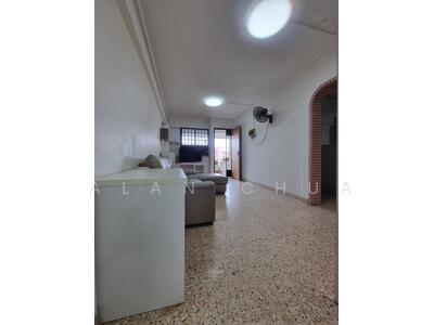 For Sale - 182 Ang Mo Kio Avenue 5