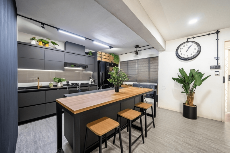 The photos presented are for illustration purposes only