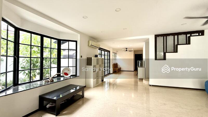 Living + Dining Hall