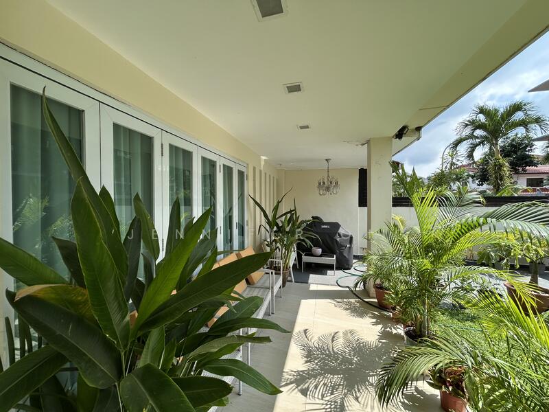 For Sale - Best Buy! Lovely 2 Sty Corner Terr, Huge Land, At Li Po Ave, 1km St Nicholas School, MRT Lentor