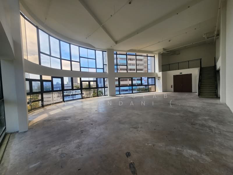 Apex @ Henderson, , 3,401 sqft, Light Industrial (B1) For Rent, by Vinay Gulab Khanchandani ( Vincent ), 60128795 - Interior - CommercialGuru.com.sg