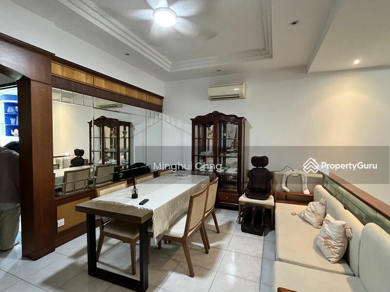For Rent - Canary Park