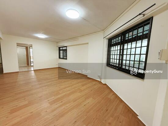 For Rent - 898B Woodlands Drive 50