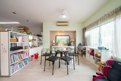 For Sale - Windsor Park