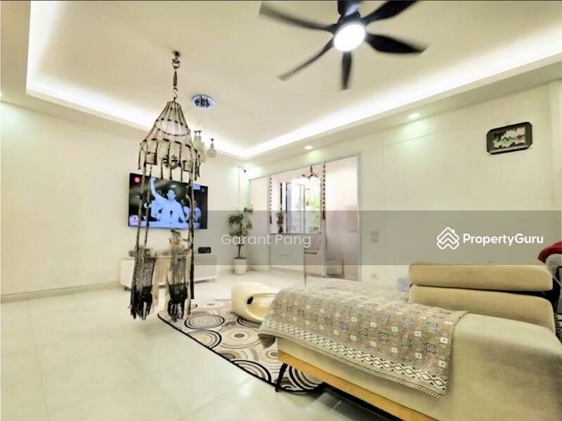 For Sale - 407 Sembawang Drive