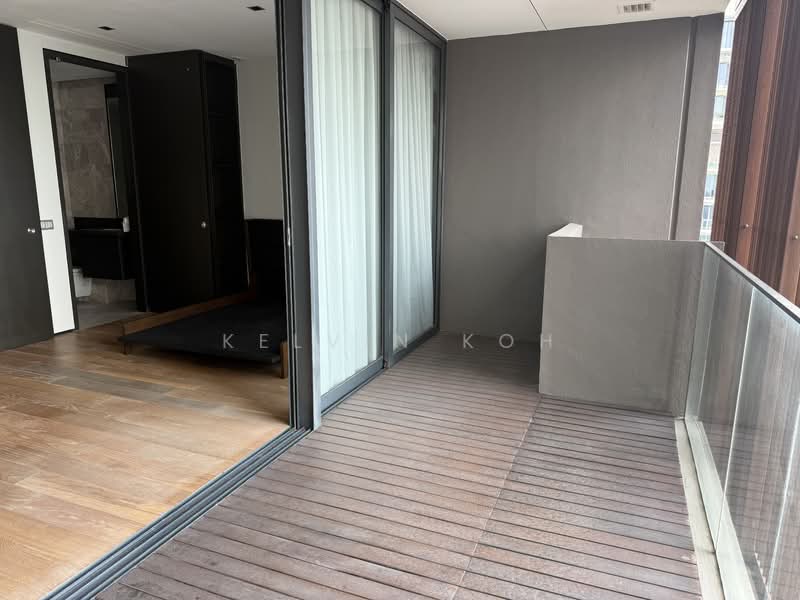 OUE Twin Peaks Condominium For Sale at S$ 1,268,000 | PropertyGuru Singapore - Balcony