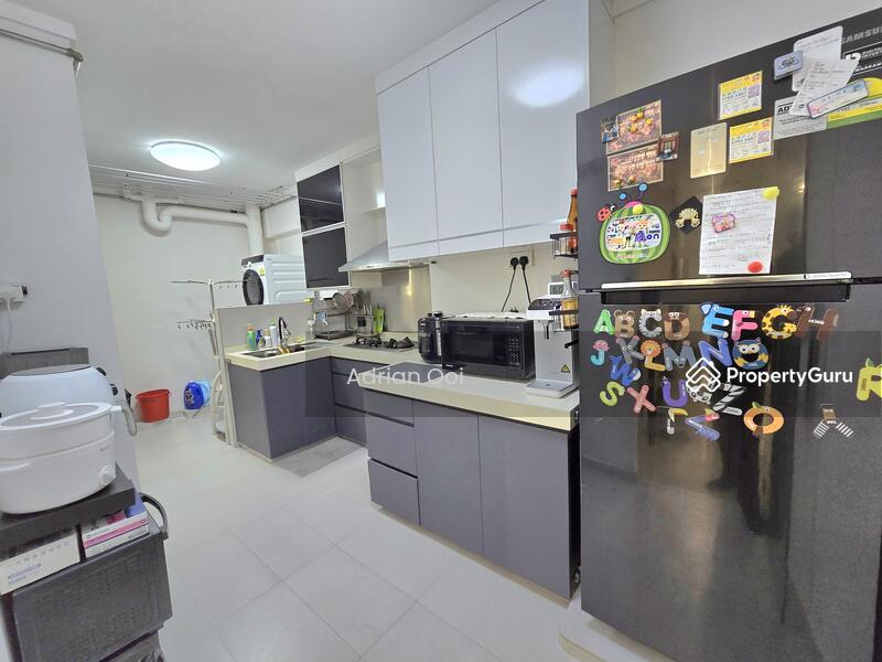 Furnished kitchen