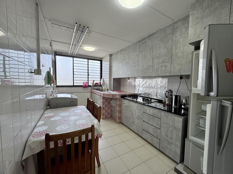 For Sale - 117 Simei Street 1