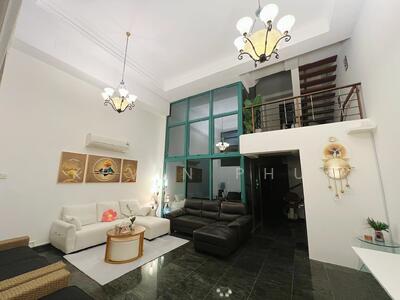 For Rent - Kew Crescent