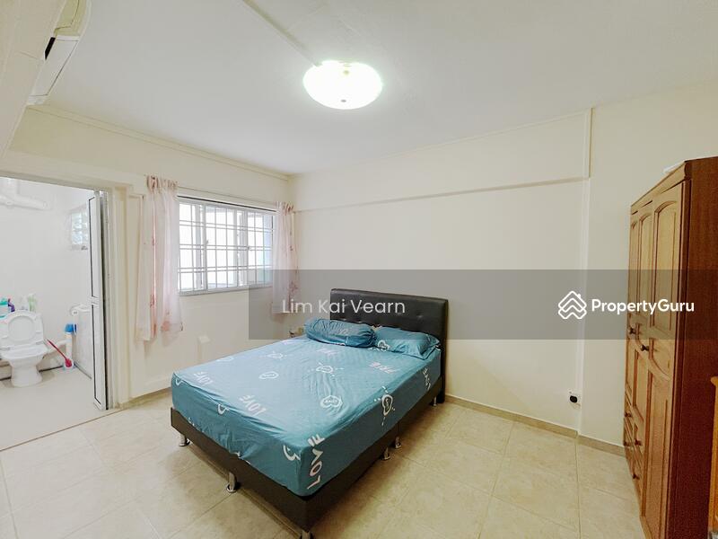 For Sale - 125 Geylang East Avenue 1