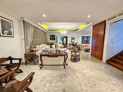 For Sale - New Listing! Rare charming South facing bungalow near Ramsgate