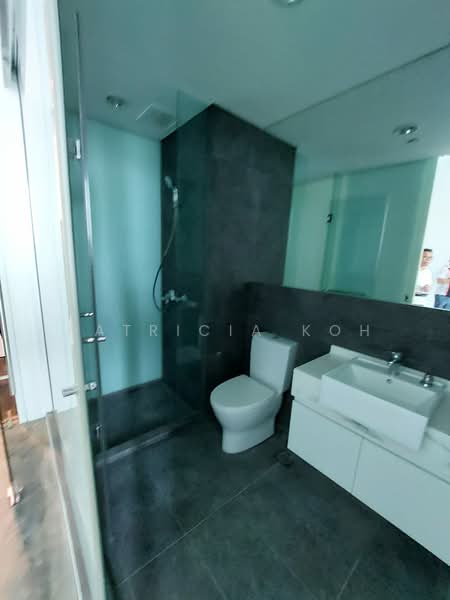 ARC 380, 380 Jalan Besar, Farrer Park / Serangoon Rd, 700 sqft, Office For Sale, by Patricia Koh, 60129842 - Bathroom - CommercialGuru.com.sg