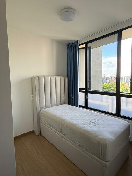 For Rent - Le Quest