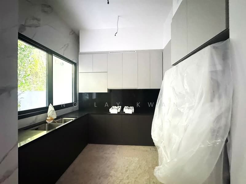 Hillview’s Crown Jewel: Brand New Mega Terrace, Hillview crescent hillview ave hume ave, 6 Bedrooms, 7,240 sqft, Terraced House For Sale, by Ng Lay Kwan, 60130062 - PropertyGuru.com.sg