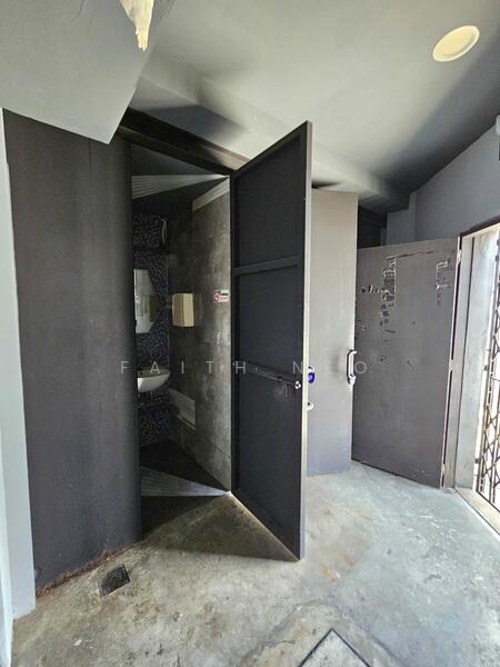Upper Paya Lebar Road, , 1,363 sqft, Other Retail For Rent, by Faith Neo, 60130086 - Bathroom - CommercialGuru.com.sg