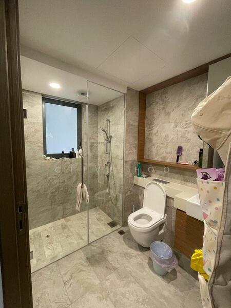 En-Suite Master Bathroom