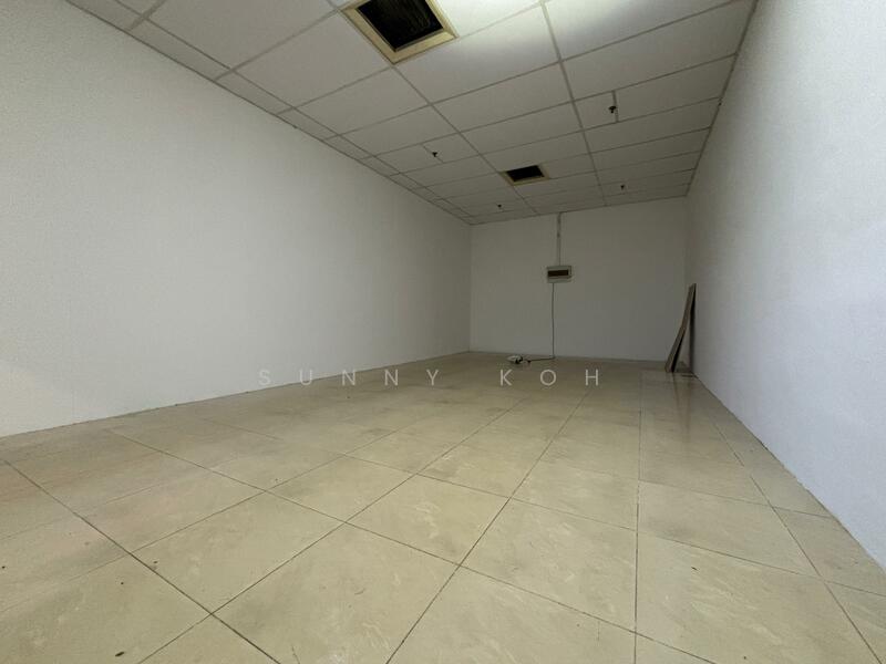 Sim Lim Square, 1 Rochor Canal Road, 350 sqft, Mall Shop For Rent, by Sunny Koh, 60130121 - CommercialGuru.com.sg
