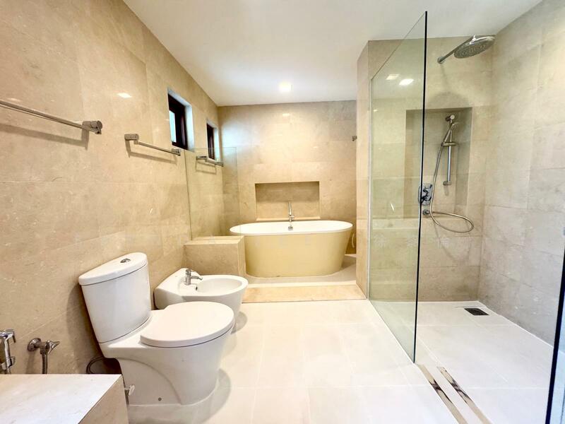 Holland Road Vicinity ✧ Good Class Bungalow for Rent, Leedon Park, Belmont Road, Holland Road, 5 Bedrooms, 10,000 sqft, Good Class Bungalow For Rent, by Brenda Zee (徐黎倫), 60130230 - Good Class Bungalow for Rent in the Holland/Belmont vicinity - PropertyGuru.com.sg