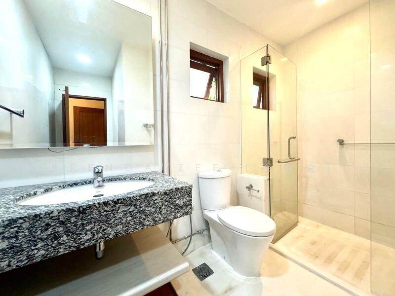Holland Road Vicinity ✧ Good Class Bungalow for Rent, Leedon Park, Belmont Road, Holland Road, 5 Bedrooms, 10,000 sqft, Good Class Bungalow For Rent, by Brenda Zee (徐黎倫), 60130230 - Good Class Bungalow for Rent in the Holland/Belmont vicinity - PropertyGuru.com.sg