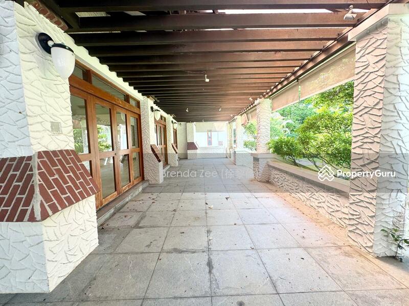 Good Class Bungalow for Rent in the Holland/Belmont vicinity
