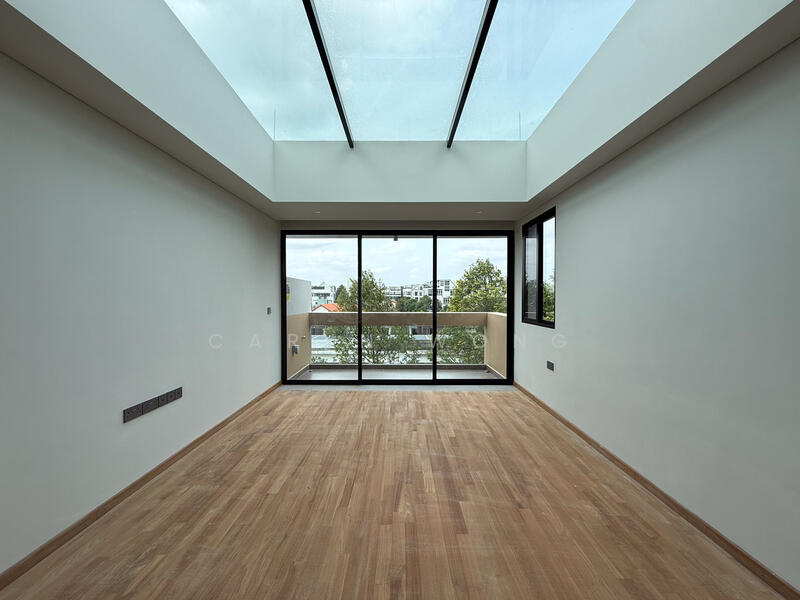 For Sale - ❤️GIANT⚡️A Grand Oasis 5 Levels Extended Inter Terrace with Swimming Pool and Home Lift