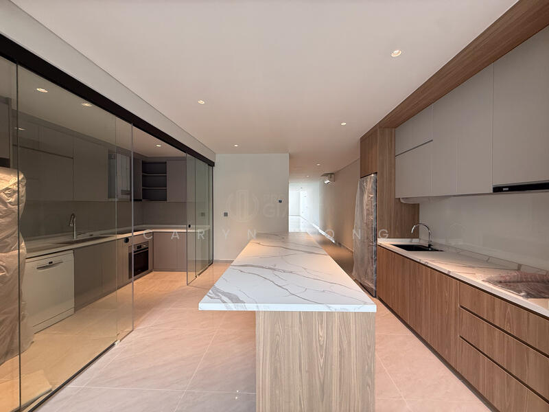 For Sale - ❤️GIANT⚡️A Grand Oasis 5 Levels Extended Inter Terrace with Swimming Pool and Home Lift