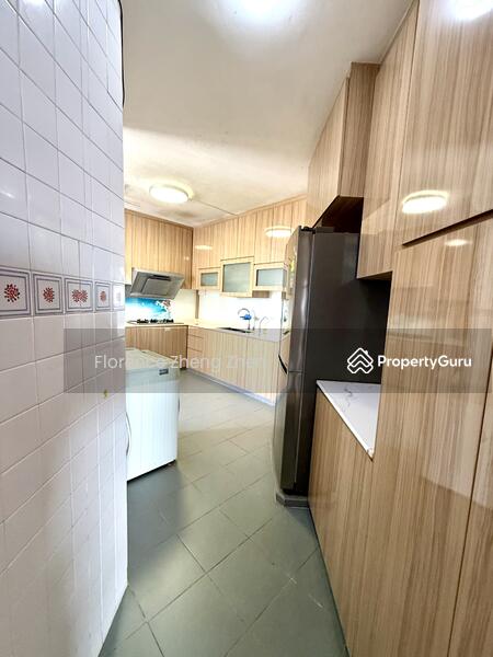 Kitchen come with big fridge