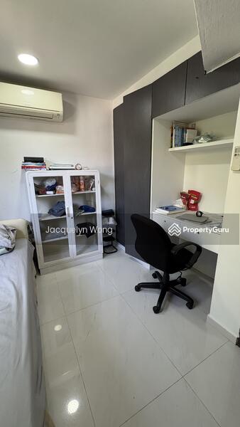 Study desk 