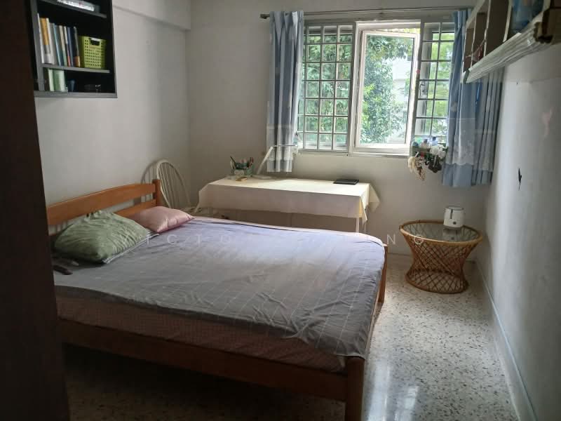332 Clementi Avenue 2, 332 Clementi Avenue 2, Room Rental, 150 sqft, HDB Flat For Rent, by Victoria Ling, 60130754 - PropertyGuru.com.sg