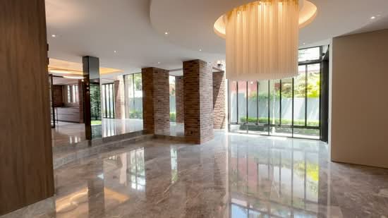 Brand New & luxury, lifestyle home with high taste, Premium Finishing, quality interior & exterior, Thomson Hills Estate - call 8130 3636 to view Now!, 6 Bedrooms, 6,000 sqft, Semi-Detached House For Sale, by Kim Yan 金燕, 60130983 - PropertyGuru.com.sg