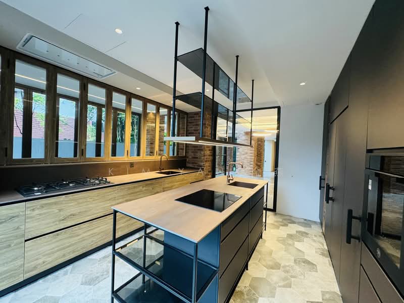 Brand New & luxury, lifestyle home with high taste, Premium Finishing, quality interior & exterior, Thomson Hills Estate - call 8130 3636 to view Now!, 6 Bedrooms, 6,000 sqft, Semi-Detached House For Sale, by Kim Yan 金燕, 60130983 - PropertyGuru.com.sg