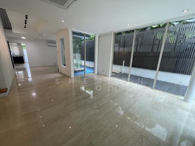 For Rent - Topical Semi Detached house