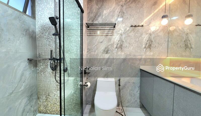 For Sale - D19☘️Undervalued❤️3bed 3bath condo❤️near MRT