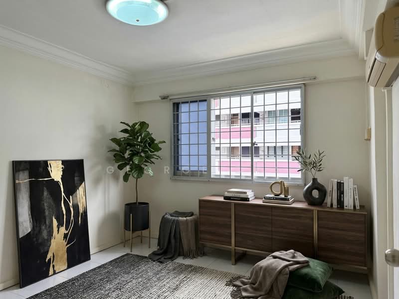 171 Bishan Street 13, 171 Bishan Street 13, 3 Bedrooms, 904 sqft, HDB Flat For Sale, by George Cha, 60131335 - Living Room - PropertyGuru.com.sg