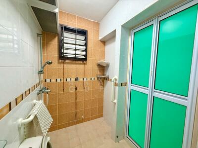 For Sale - 150 Rivervale Crescent