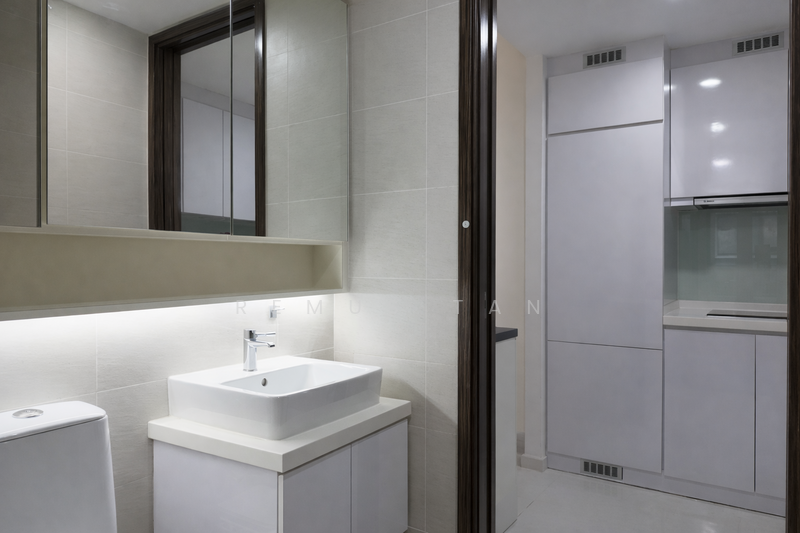 Everitt Edge Condominium For Sale at S$ 748,000 | PropertyGuru Singapore - Toilet 